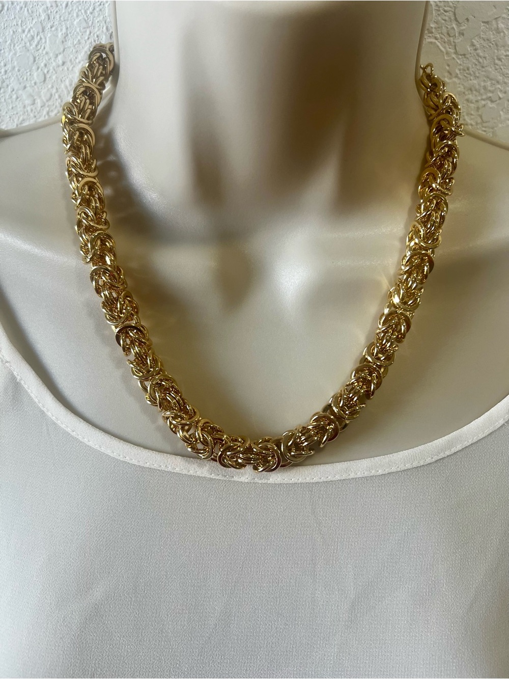 Monet Gold Plated Heavy Byzantine Link Statement Choker Necklace Like New